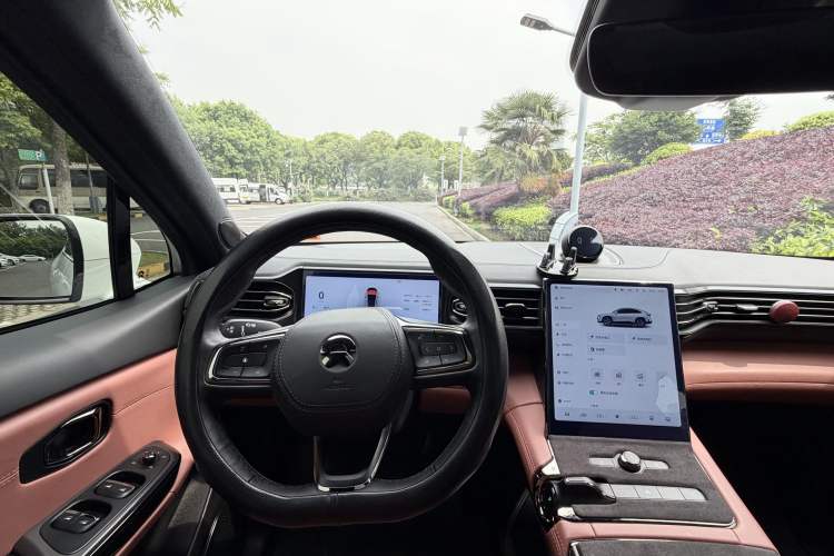 Used Nio EC6 2022 75 kWh Performance Version Interior 6