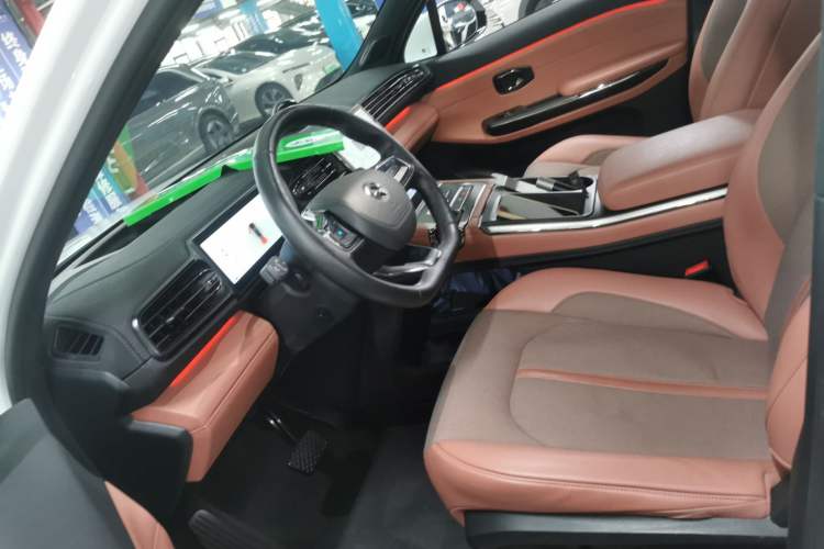 Used Nio EC6 2022 75 kWh Sport Edition Left Front Seat