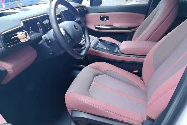 Used Nio EC6 2022 75 kWh Sport Edition Left Front Seat