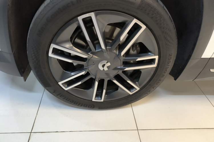 Used Nio EC6 2022 75 kWh Performance Version Left Front Wheel Hub