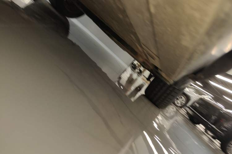 Used Nio EC6 2022 75 kWh Performance Version Left Side Sill