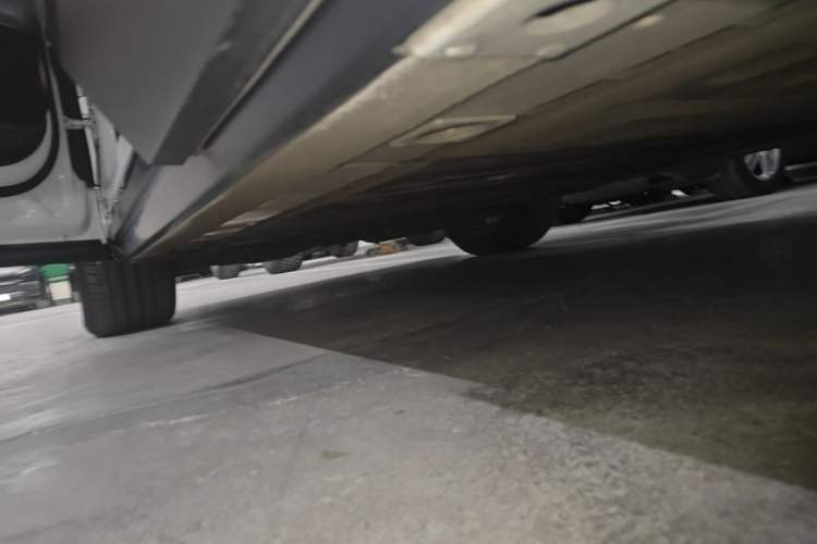 Used Nio EC6 2022 75 kWh Sport Edition Left Side Sill
