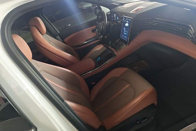 Used Nio EC6 2022 100kWh Sport Edition Right Front Seat