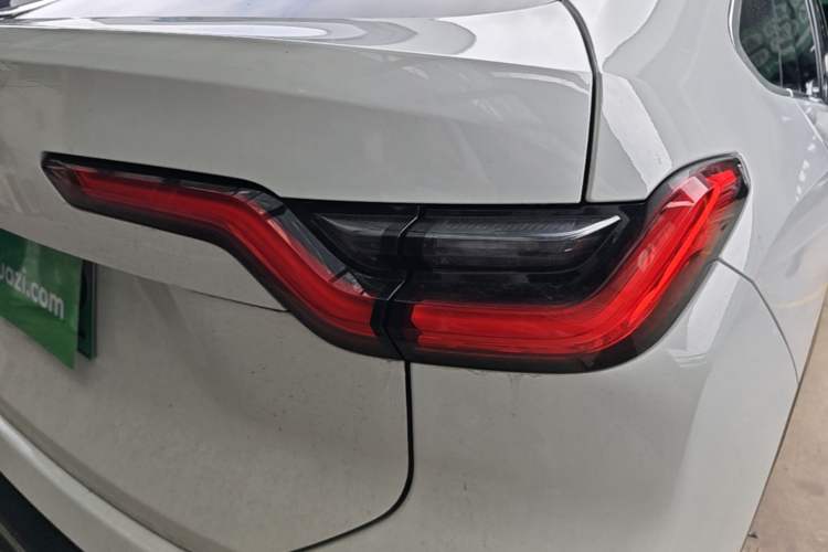 Used Nio EC6 2022 75 kWh Sport Edition Right Rear Taillight