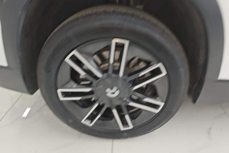 Used Nio EC6 2022 75 kWh Sport Edition Right Rear Wheel Hub