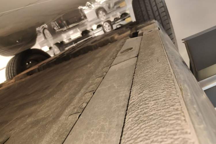 Used Nio EC6 2022 75 kWh Performance Version Right Side Sill