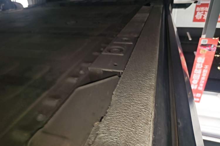 Used Nio EC6 2022 75 kWh Sport Edition Right Side Sill