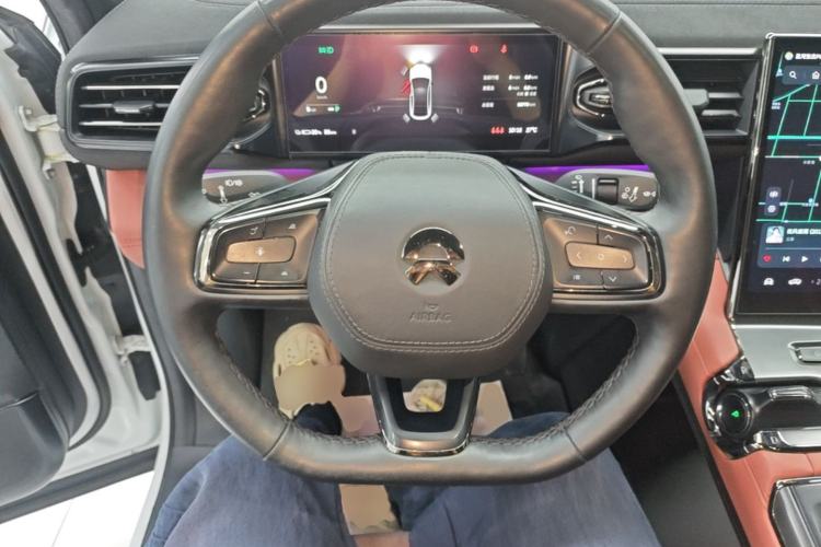 Used Nio EC6 2022 75 kWh Sport Edition Steering Wheel