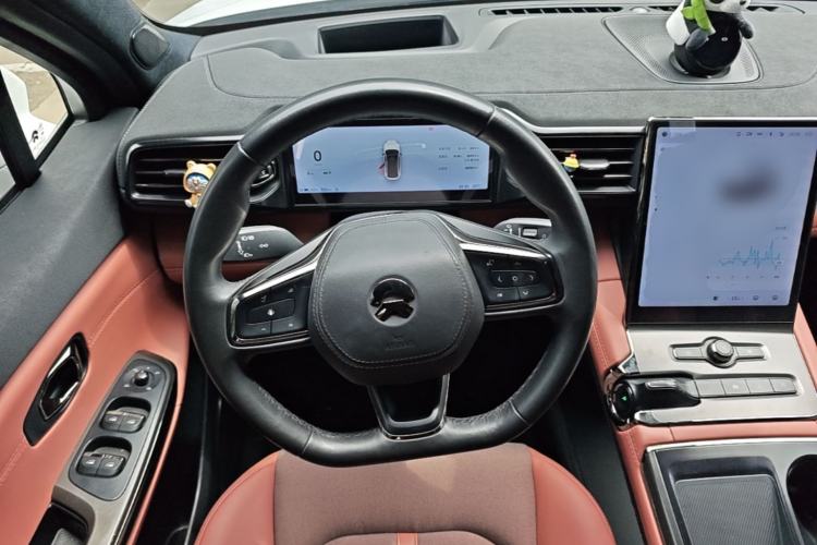 Used Nio EC6 2022 75 kWh Sport Edition Steering Wheel