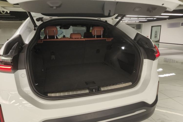 Used Nio EC6 2022 75 kWh Performance Version Trunk