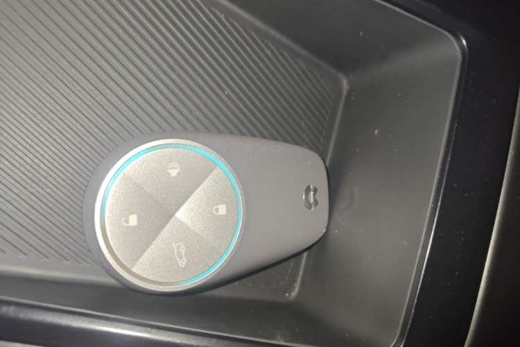 Used Nio EC6 2022 75 kWh Sport Edition Vehicle Key