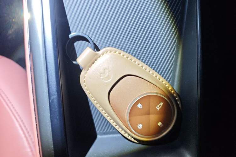Used Nio EC6 2022 75 kWh Performance Version Vehicle Key