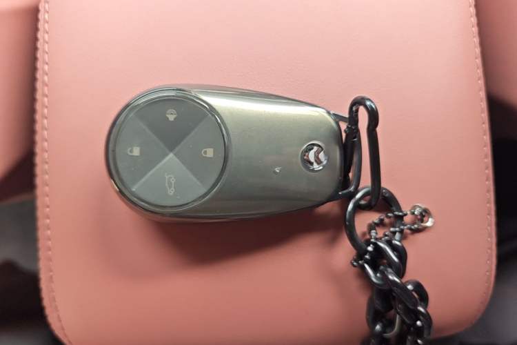 Used Nio EC6 2022 75 kWh Sport Edition Vehicle Key