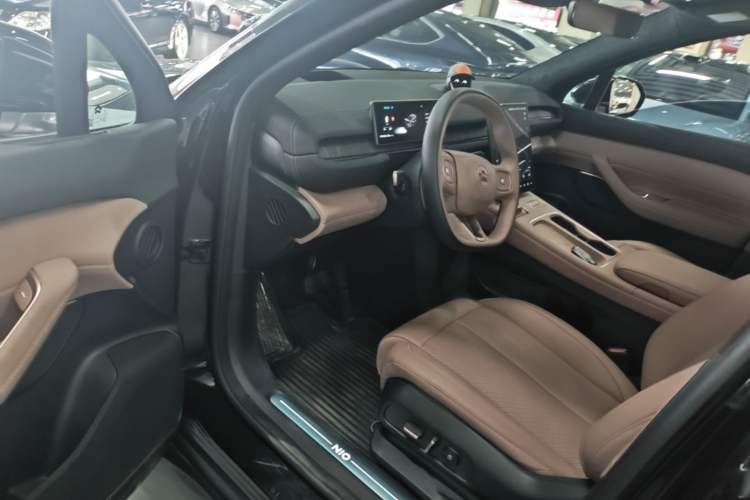 Used Nio EC6 2023 75 kWh Driver Seat