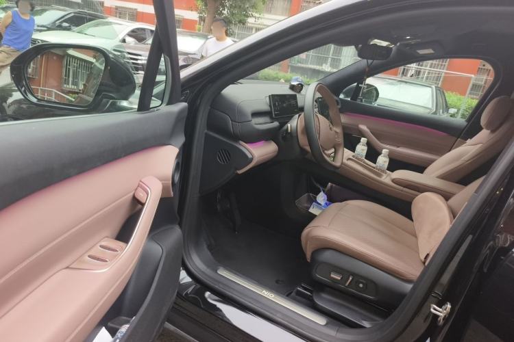 Used Nio EC6 2023 75 kWh Driver Seat