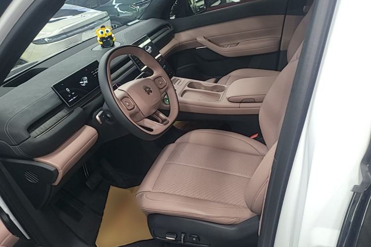 Used Nio EC6 2023 75 kWh Driver Seat
