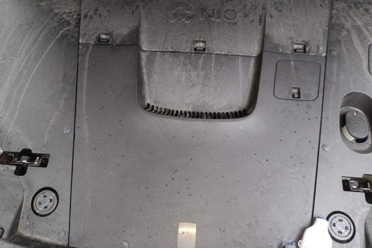 Used Nio EC6 2023 75 kWh Engine Bay