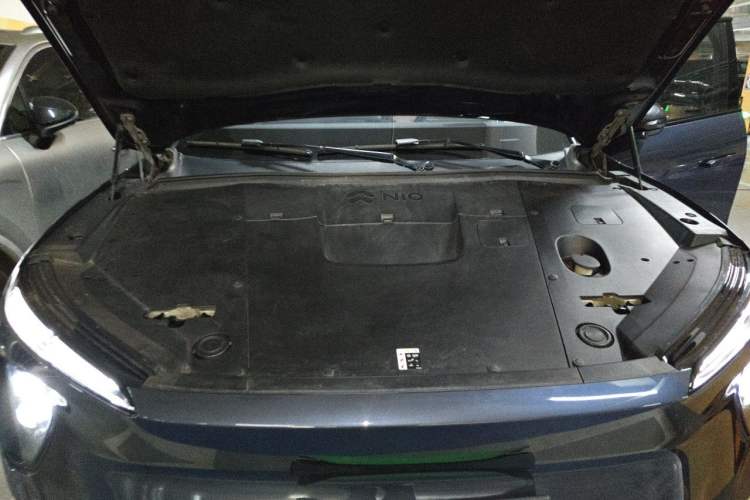 Used Nio EC6 2023 75 kWh Engine Bay