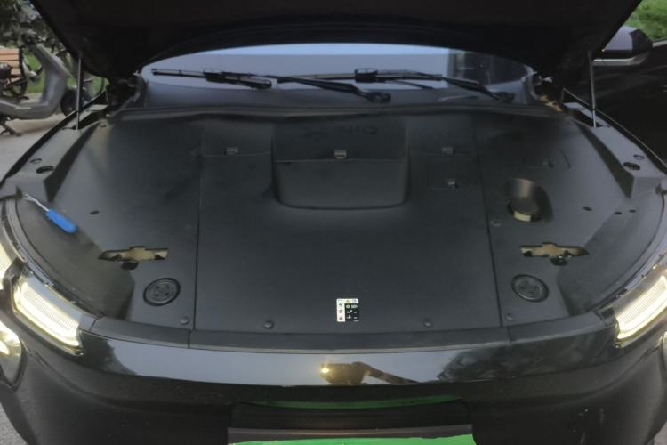 Used Nio EC6 2023 75 kWh Engine Bay