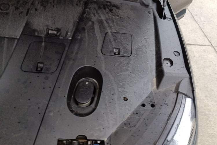 Used Nio EC6 2023 75 kWh Engine Bay Left