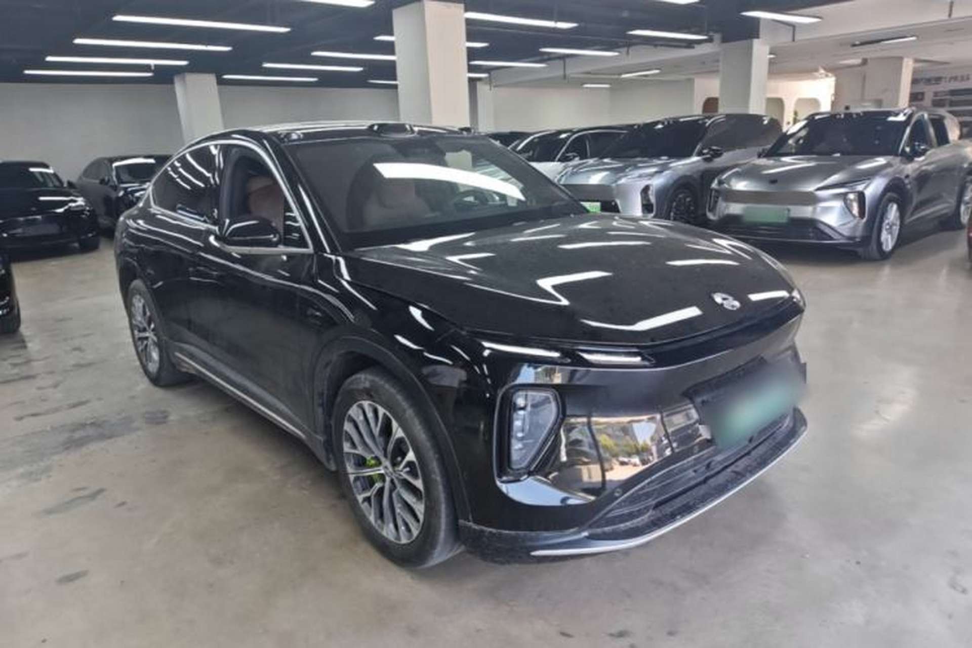Used Nio EC6 2023 75 kWh Exterior 1