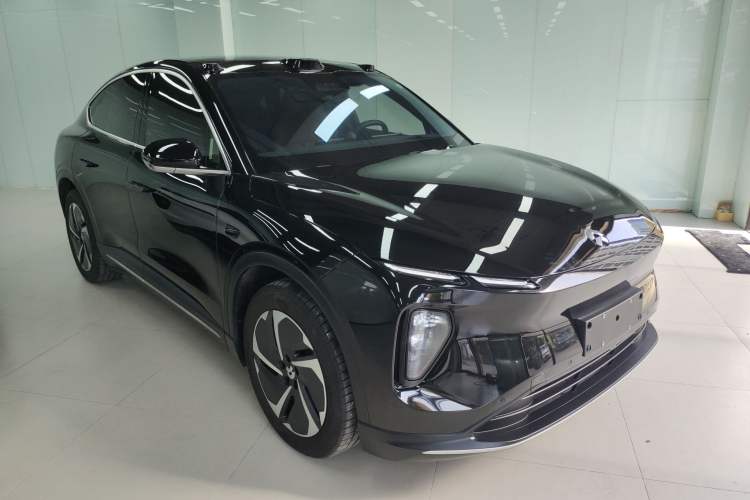 Used Nio EC6 2023 75 kWh Front Right 45 Deg