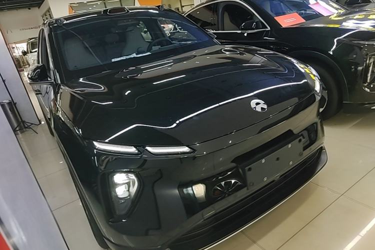 Used Nio EC6 2023 75 kWh Front Right 45 Deg