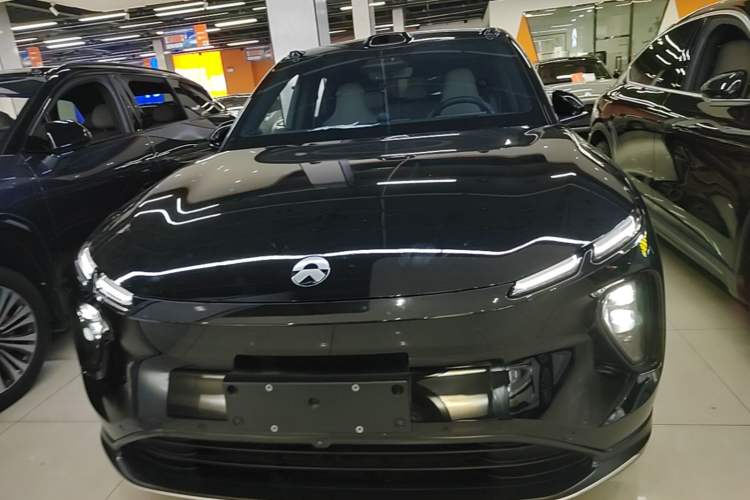 Used Nio EC6 2023 75 kWh Front