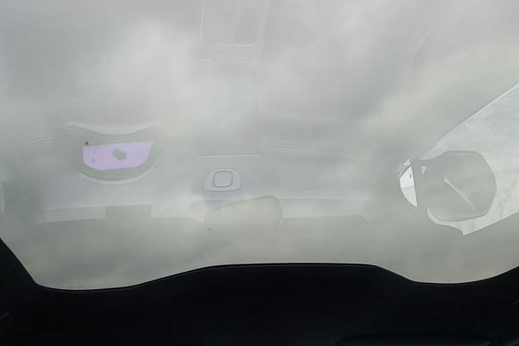 Used Nio EC6 2023 75 kWh Headliner