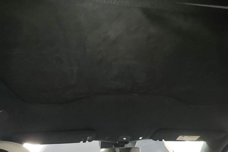 Used Nio EC6 2023 75 kWh Headliner