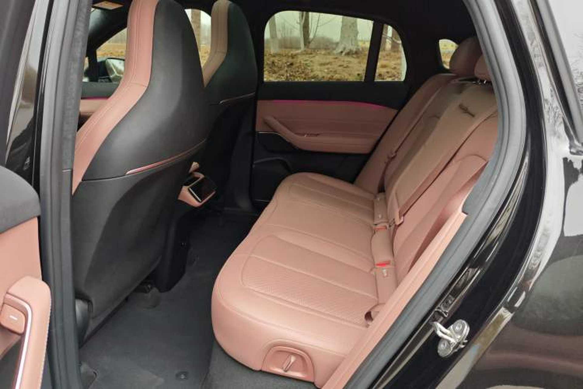 Used Nio EC6 2023 75 kWh Interior 3