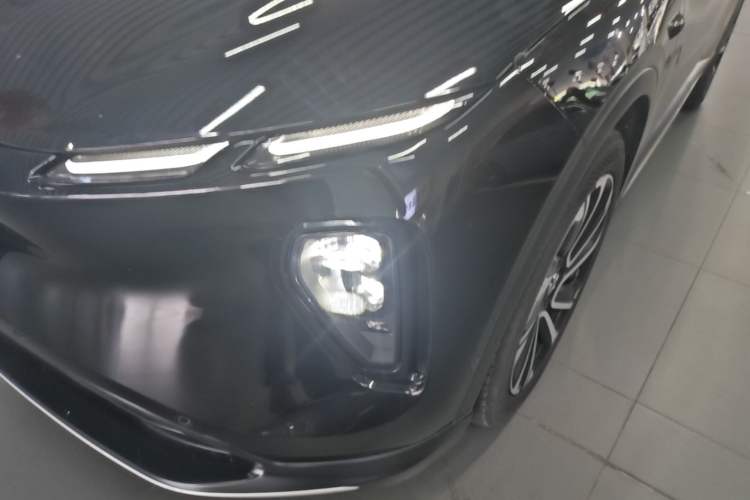 Used Nio EC6 2023 75 kWh Left Front Headlight