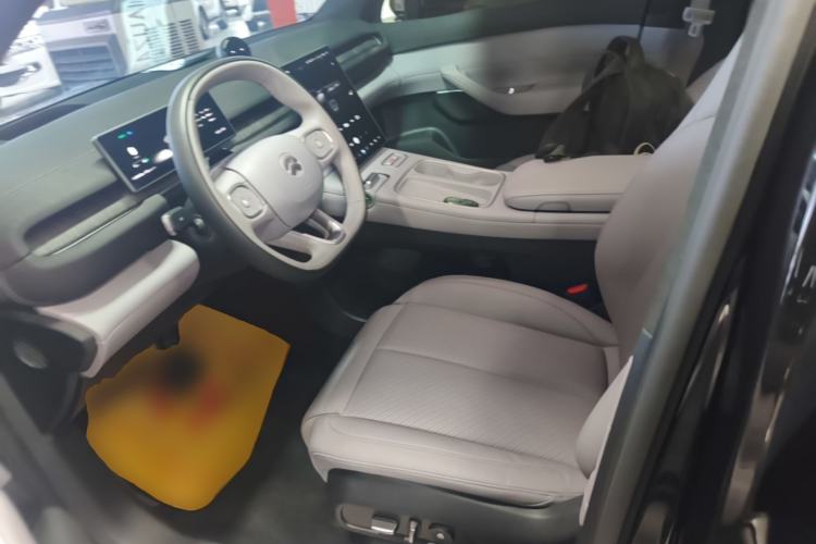 Used Nio EC6 2023 75 kWh Left Front Seat
