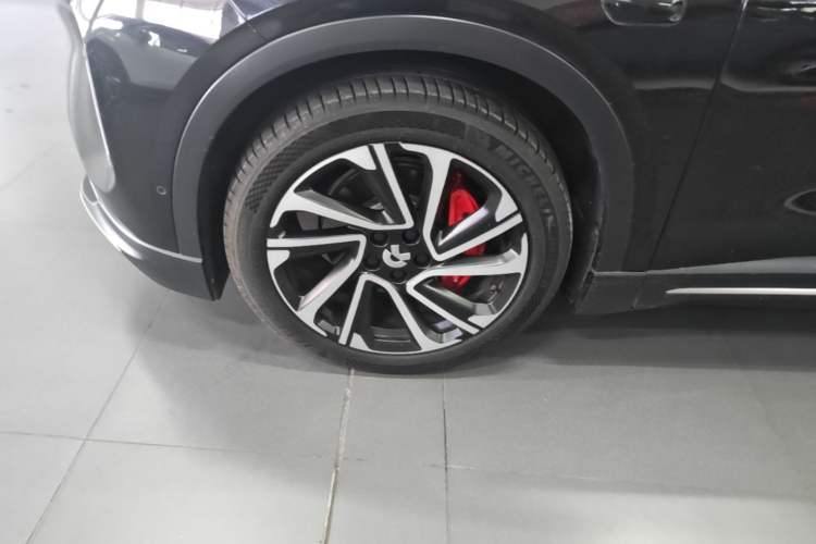 Used Nio EC6 2023 75 kWh Left Front Wheel Hub