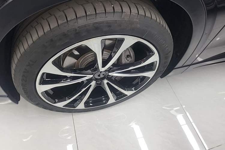 Used Nio EC6 2023 75 kWh Left Front Wheel Hub