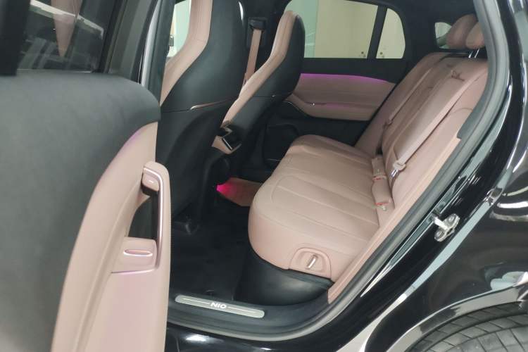 Used Nio EC6 2023 75 kWh Left Rear Seat
