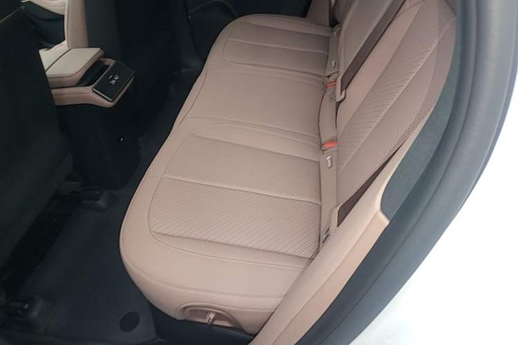 Used Nio EC6 2023 75 kWh Left Rear Seat