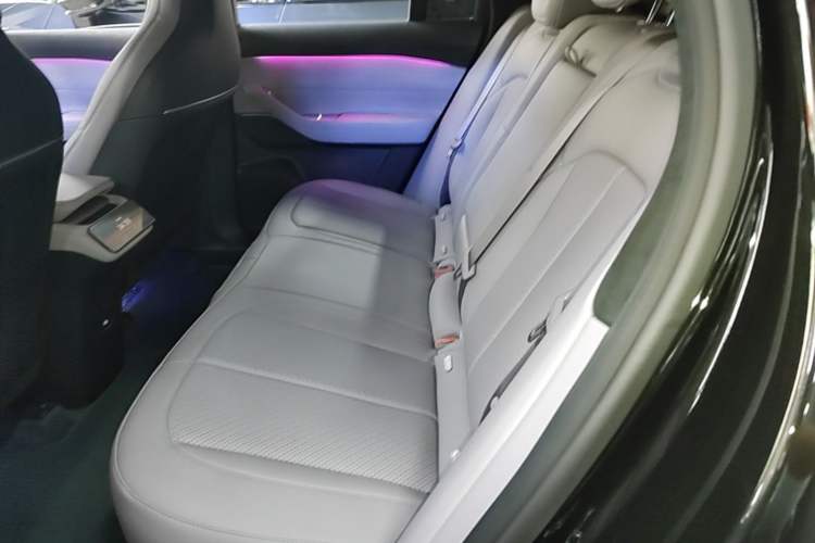 Used Nio EC6 2023 75 kWh Left Rear Seat
