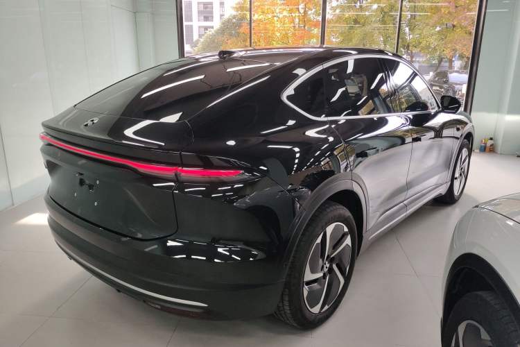Used Nio EC6 2023 75 kWh Rear Right 45 Deg
