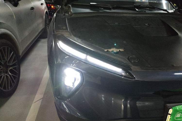 Used Nio EC6 2023 75 kWh Right Front Headlight