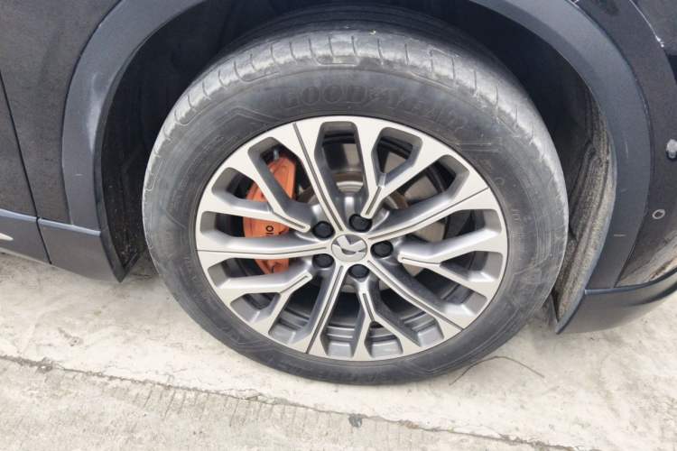 Used Nio EC6 2023 75 kWh Right Front Wheel Hub