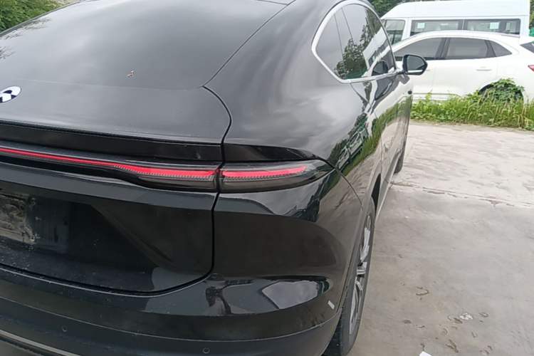 Used Nio EC6 2023 75 kWh Right Rear Taillight