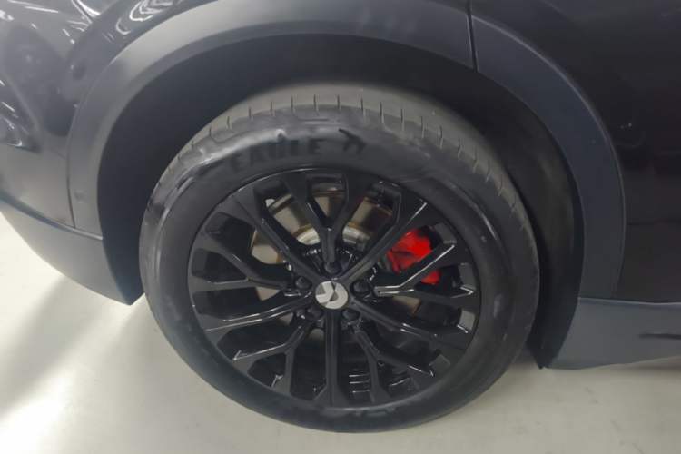 Used Nio EC6 2023 75 kWh Right Rear Wheel Hub