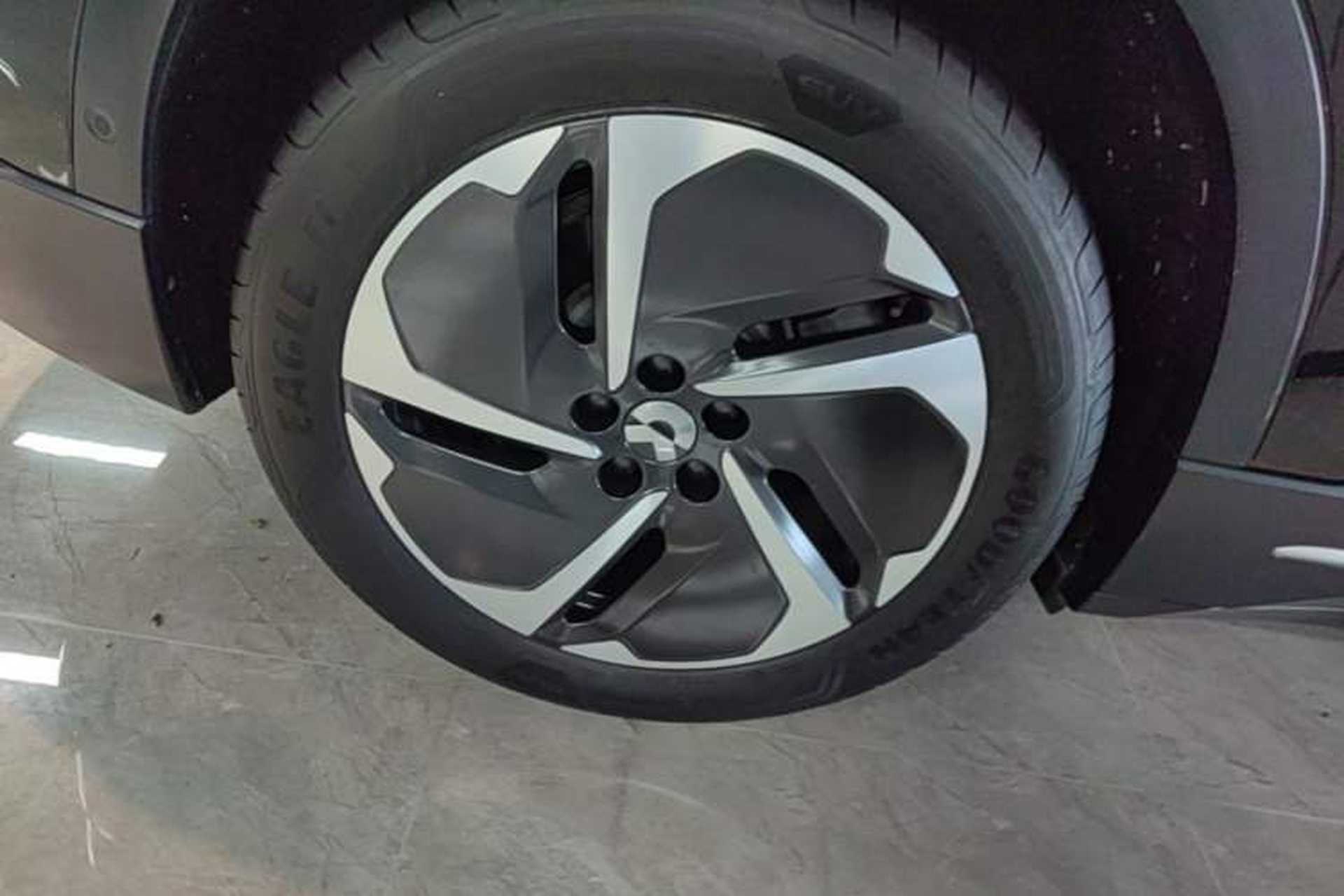 Used Nio EC6 2023 75 kWh Right Rear Wheel Hub