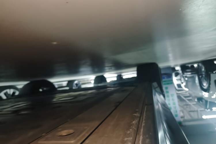 Used Nio EC6 2023 75 kWh Right Side Sill