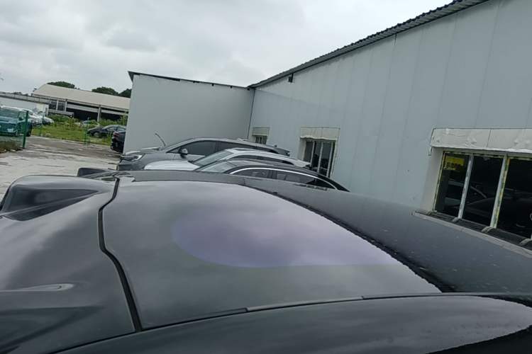 Used Nio EC6 2023 75 kWh Roof