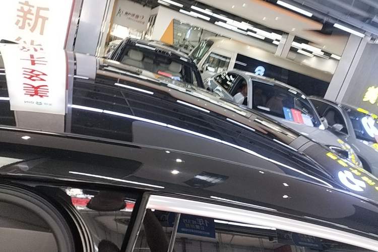 Used Nio EC6 2023 75 kWh Roof
