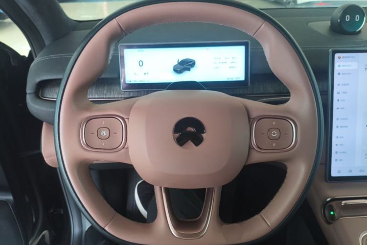 Used Nio EC6 2023 75 kWh Steering Wheel