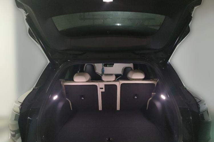 Used Nio EC6 2023 75 kWh Trunk