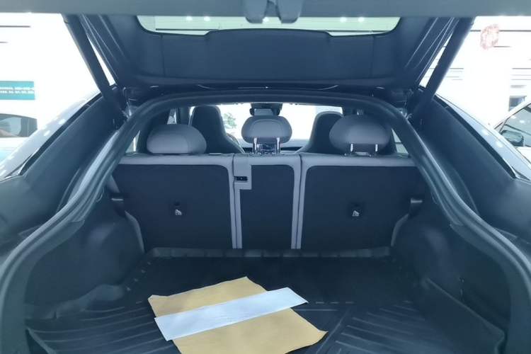Used Nio EC6 2023 75 kWh Trunk